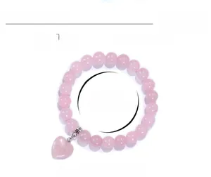 Détail du bracelet en perles de quartz rose 8mm avec pendentif coeur et dimensions info