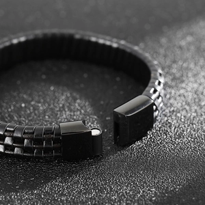 Men's black braided leather bracelet with high-gloss magnetic steel clasp closure