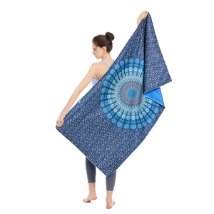 Large double-sided microfiber beach towel with blue mandala print and quick-dry fabric