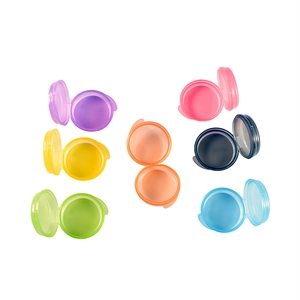 Boîte à pilules arc-en-ciel avec 7 compartiments colorés pour vitamines et voyage
