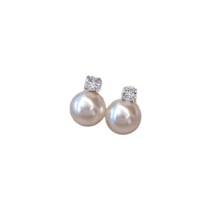 Classic silver earrings with white pearl and sparkling clear cubic zirconia stone