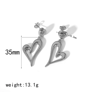 Irregular stainless steel heart earrings in silver finish with size and weight specs