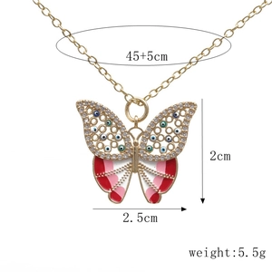Detail view of butterfly necklace dimensions with 45+5cm chain and 2x2.5cm pendant size