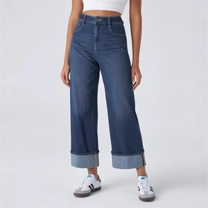 Jeans da donna a vita alta con gamba larga blu scuro e risvolti grandi ed eleganti