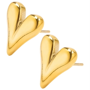 Macro shot of 18K gold plated heart-shaped stud earrings in polished stainless steel