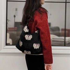 Retro jacquard shoulder bag with white butterfly embroidery and red gemstone on black satin