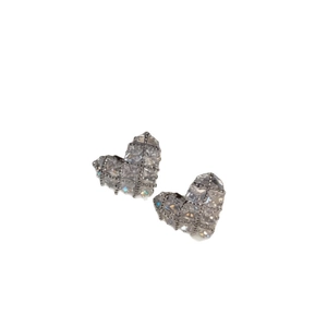 Elegant heart-shaped zircon stud earrings with cage-style metallic finish for women