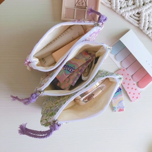 Mini pochettes de rangement en coton à fleurs pour rouges à lèvres et écouteurs violets