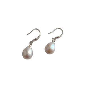 Minimalist S925 silver earrings with elegant white teardrop freshwater pearls