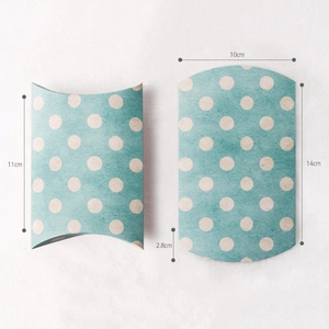 Detailed size chart of vintage green polka dot pillow gift box showing exact dimensions