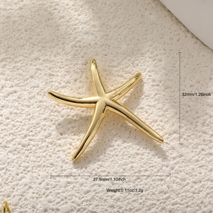 Detailed view of golden starfish pendant with precise size and weight measurements