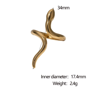Détails de la bague serpent en or 18 carats montrant le diamètre et le poids de 2,4 g