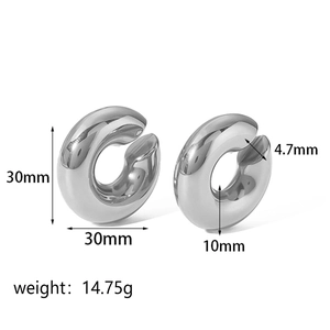 Detailed view of chunky hollow silver C-shape earrings with size and weight specs