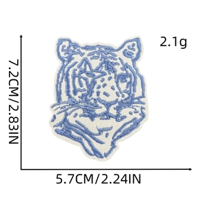 Detailed size chart for blue embroidered tiger patch showing 7.2cm height and 2.1g weight