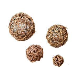 Natural brown rattan woven decorative balls in various sizes for Christmas tree hanging