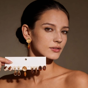 10-piece autumn resin teardrop flower earring set with gold plating and amber accents