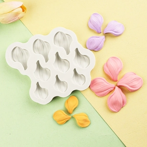 Tulip flower petal silicone mold for DIY cake decorating and chocolate baking crafts