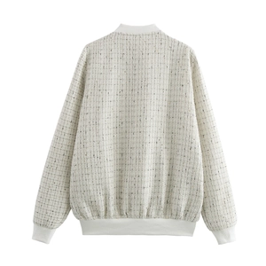 Vue arrière du bomber en tweed beige avec finitions côtelées sur fond blanc