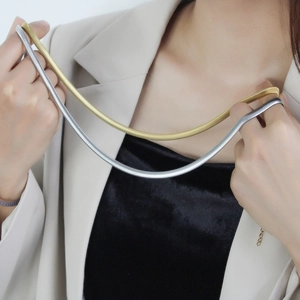 Professional 6mm stainless steel snake chain necklace in gold and silver finish for women