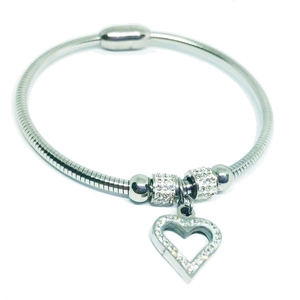 Silver heart pendant snake chain bracelet with sparkling zircon crystals and magnetic clasp