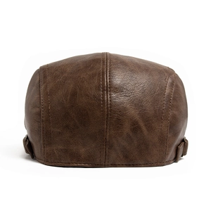 Braune Schirmmütze aus PU-Leder für Herren im Vintage-Stil mit klassischem Design