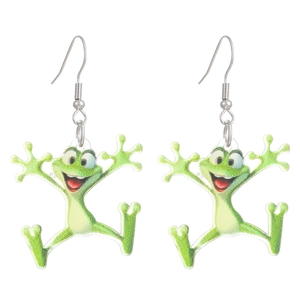 Detalle de pendientes de rana de acrílico con diseño de salto verde vibrante pintado