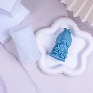 Christmas gnome silicone mold with sunflower design for DIY scented candles and gypsum