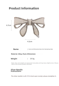 Détail de la pince à cheveux noeud perle et cristal montrant les dimensions 6,7x4,2 cm