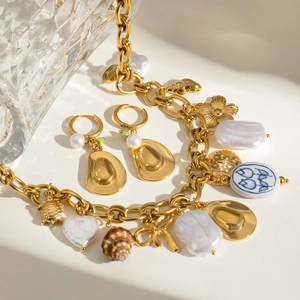 Artificial Baroque Pearl Stainless Steel Necklace For Women Vintage Blue Ceramic Shell Heart Pendant Jewelry Waterproof Hypoallergenic