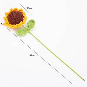 Detail view of handmade crochet sunflower showing dimensions 10cm diameter and 42cm length