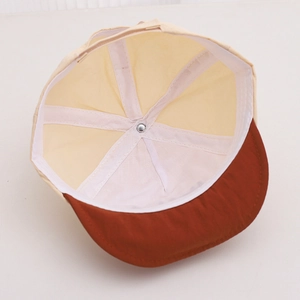 Casquette bicolore pour bébé à séchage rapide avec doublure mesh et coutures renforcées