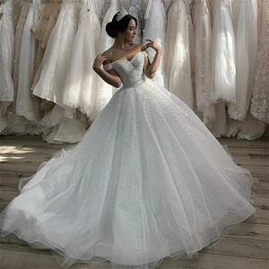 Elegante Off The Shoulder Trouwjurk Baljurk Met Kunstparelkralen En Kantapplicaties Tule Bruidsjurk Voor Dames