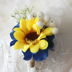 Sonnenblume Künstliche Blume Boutonniere Und Handgelenkskorsage Für Hochzeit Trauzeugen Brautjungfer Accessoires Rustikal Sackleinen Satin