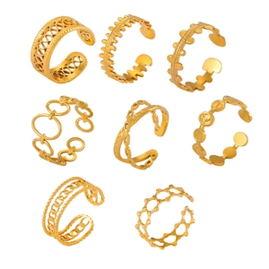 8er-Set goldene geometrische Ringe mit herzförmigen und honigwabenartigen Designs