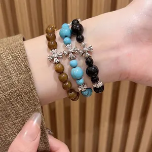 Bracelets en perles de pierre de style ethnique avec pendentifs croix en oeil de tigre