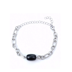 Bracelet chaîne en argent avec pendentif ovale en agate noire et fermoir mousqueton