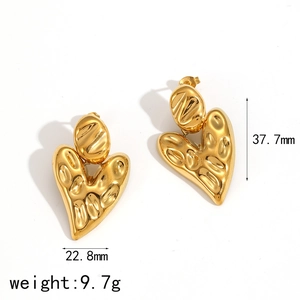 Gold lava heart earrings in irregular crumpled texture style with size measurements