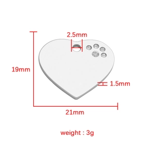 Detailed size specifications of silver heart stainless steel tag with precise dimensions