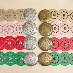 Ceinture de taille vintage boho avec incrustations de turquoise et boucles gravées