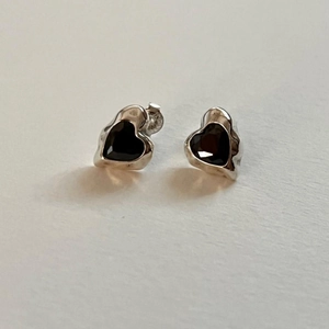Minimalist 925 sterling silver heart studs with lava texture and black zircon stones