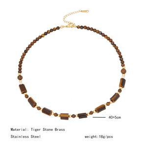 Detalles del collar de cuentas de ojo de tigre en latón y acero inoxidable puro