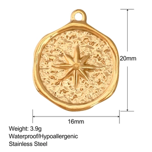 Macro shot of 20mm gold stainless steel sun star pendant with size and weight specs