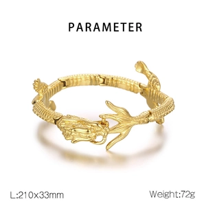 Detailed parameter view of 18k gold plated dragon bracelet showing 210x33mm size and 72g weight