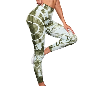 Leggings yoga tie-dye verdi a vita alta con design push-up per fitness e allenamento
