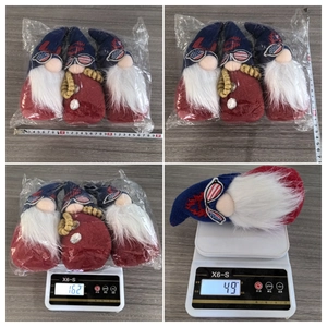 Detail showing dimensions and weight of patriotic American flag gnome plush set