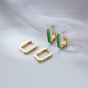 Chic rectangular gold earrings with emerald green and white zircon gemstones set on mesh