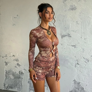Floral print long sleeve deep V-neck crop top with ruffled shorts two-piece set