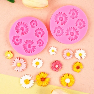 Mini daisy flower silicone mold for DIY crafts with various sizes of sunflower patterns