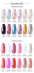 Tabella colori di 24 gel per unghie poly con finiture glitterate e opache in griglia