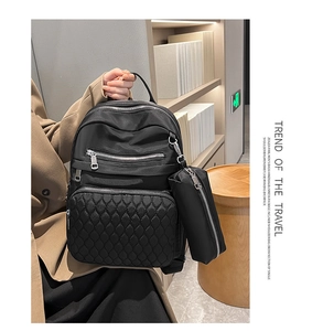 Sac a dos de voyage de loisir en nylon matelasse avec plusieurs poches pour femmes